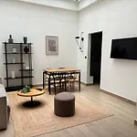 Bluestay 287 - Superbe Appartement A Paris 17