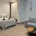 Bluestay 287 - Superbe Appartement A Paris 17